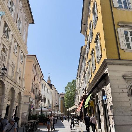 Ferienwohnung Cavana 3 Tirabora Short Rent Triest Exterior foto